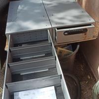 cassetti metallo porta attrezzi