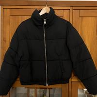 Giubbotto Berska nero con zip, ragazza