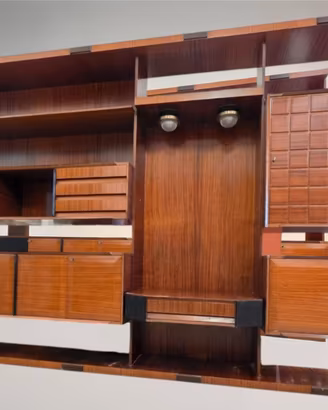 Vittorio Dassi, mobile a parete