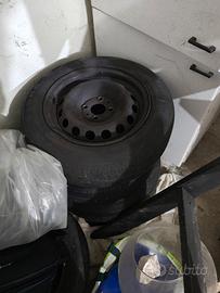 4 cerchi e gomme r14