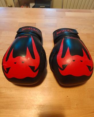 Guantoni Venum Giant Pelle 12 oz Thailand