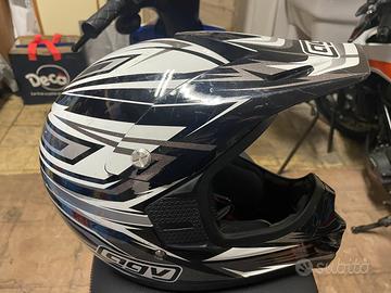 Casco moto agv