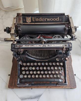 ANTICA MACCHINA DA SCRIVERE UNDERWOOD