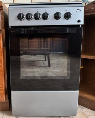 Cucina a gas con forno BEKO