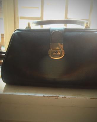 borsa bauletto da medico in pelle nera vintage