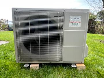 Dinamic Inverter Fujitsu AOHG24LFCC classe A++