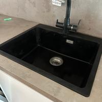 Lavandino in fragranite FRANKE nero