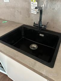 Lavandino in fragranite FRANKE nero