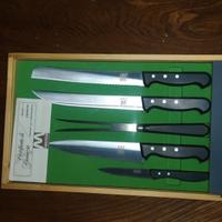 2 set professionali di coltelli Montana