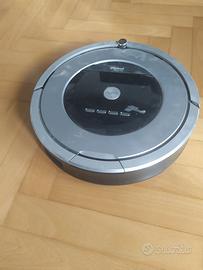 Aspirapolvere automatico  I robot ROOMBA 886