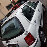 Nissan Micra 2001
