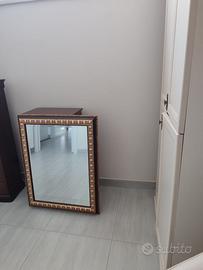 Specchio con cornice