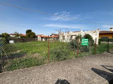 RUSTICO CON TERRENO