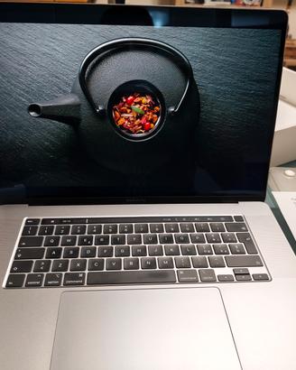 MacBook Pro 16” 2019 i9 32GB RAM Radeon 5500m 8gb