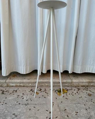 Portacandele, Tripode in ferro, design moderno