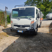 Autocarro nissan daily