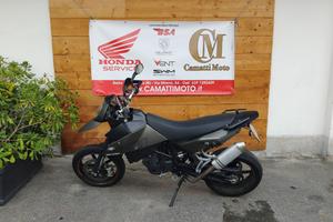 KTM 690 Enduro KTM 690 Enduro
