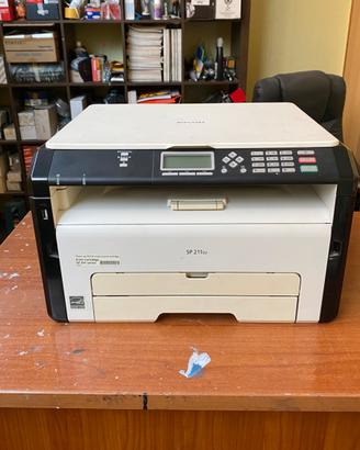 Stampante multifunzione laser monocromatica