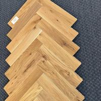 Parquet listello rovere con nodi a Roma