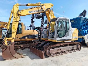 Escavatore NEW HOLLAND E145B TRIPLICE E LAMA