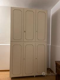 Armadio di legno