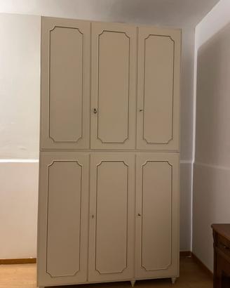 Armadio di legno