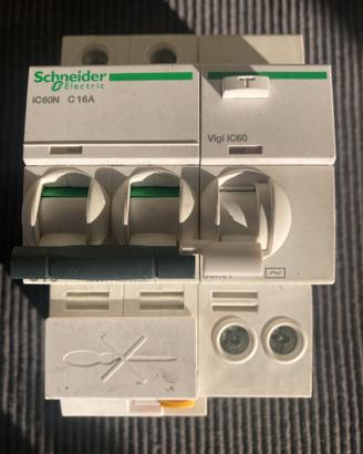 Interruttore differenziale Schneider Electric 16A