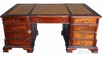 SCRIVANIA INGLESE D’EPOCA IN LEGNO – PIANO IN PELL