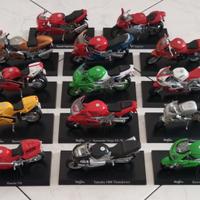 LOTTO di 14  MODELLINI MOTO PERFETTI come da foto