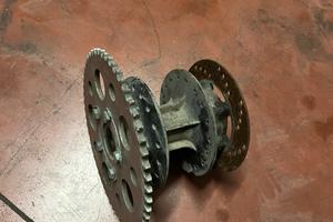 Mozzo ruota trial / cross