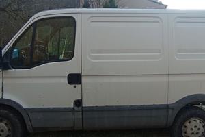 Iveco Daily 29L10 - 2.3 HPI