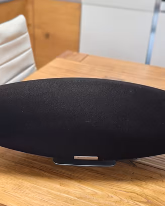Bowers & Wilkins Zeppelin Midnight Grey.