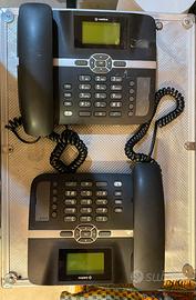 Telefoni con sim e batteria