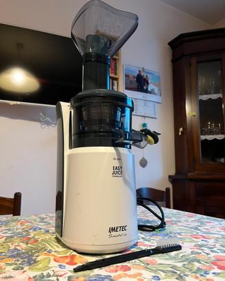 Estrattore IMETEC modello SuccoVivo Easy Juice