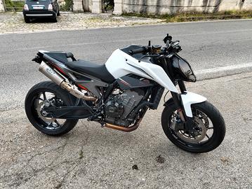 ricambi duke 790