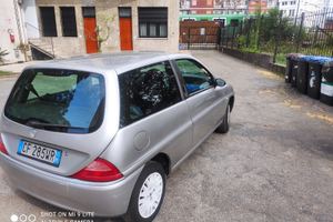 Lancia elefantino