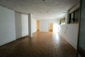 Locale ad uso ufficio-magazzino-negozio 80 mq