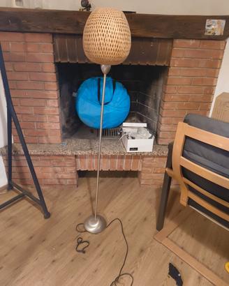 lampada da terra ikea