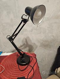 Lampada da scrivania 
