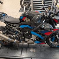 BMW M 1000 R