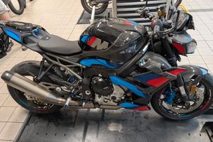 BMW M 1000 R 