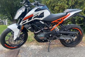 KTM Duke 125 2017 ABS
