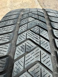 Gomme 255/40r21 Pirelli