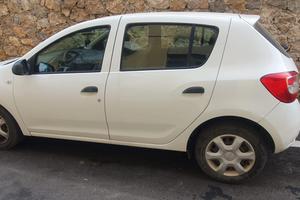 Dacia  Sandero