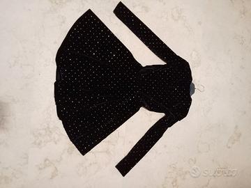 Vestito nero in velluto con strass colorati
