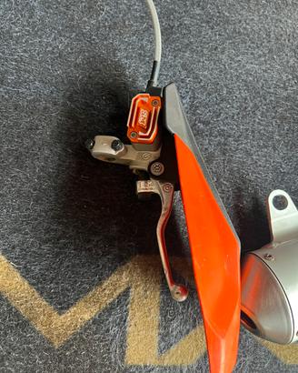 Impianto frenante completo BREMBO