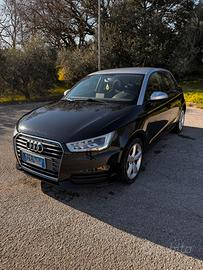 Audi A1 sportback 1.6 Tdi s-tronic
