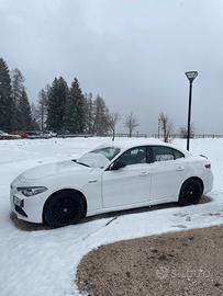 Alfa Romeo Giulia 160CV AT8 Business