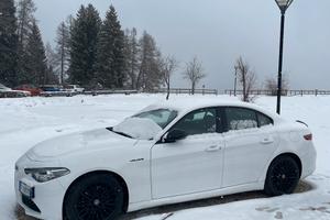 Alfa Romeo Giulia 160CV AT8 Business