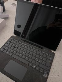 Microsoft Surface 11 Snapdragon - 256 GB